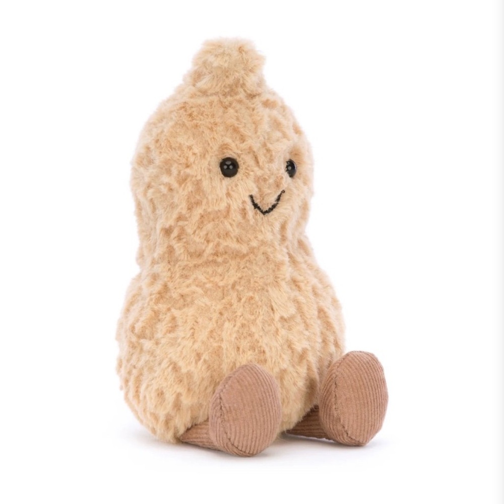 NWT Jellycat Peanut